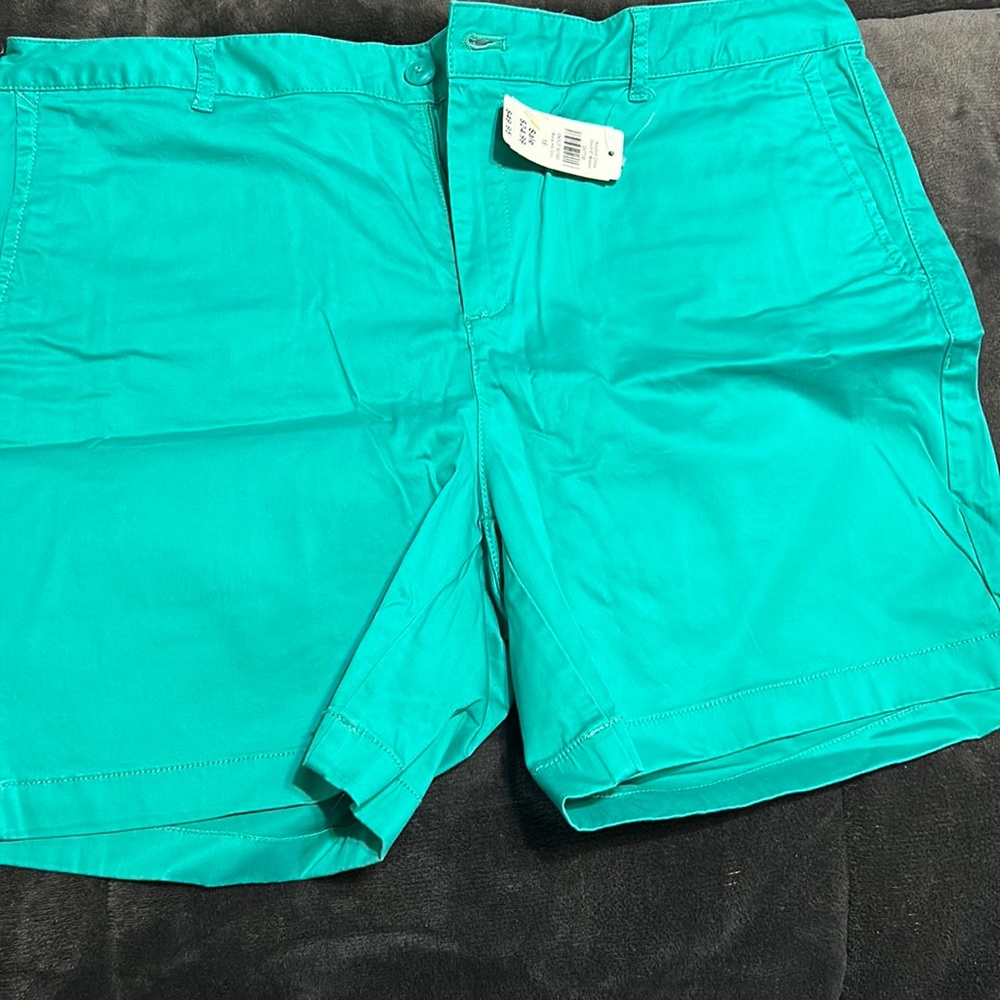 LL Bean woman’s shorts size 16